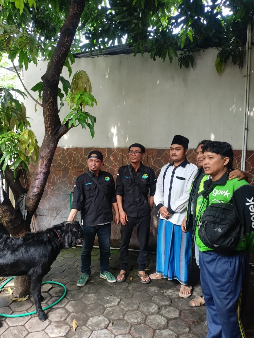 Penyembelihan Hewan Qurban dari SGO Gojek Surabaya